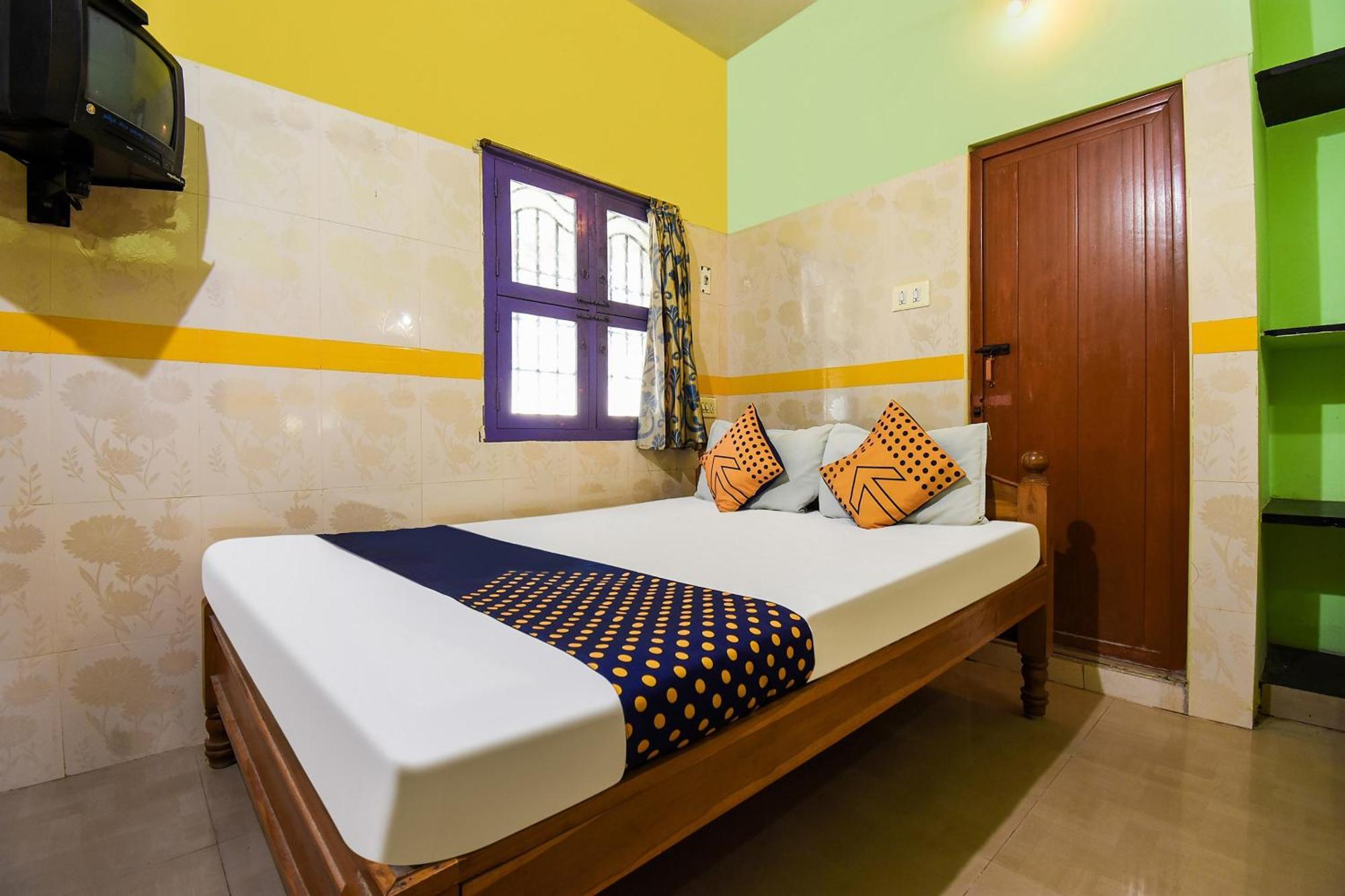 Hotel O K.S.Lodge Tribhuvanam Eksteriør bilde