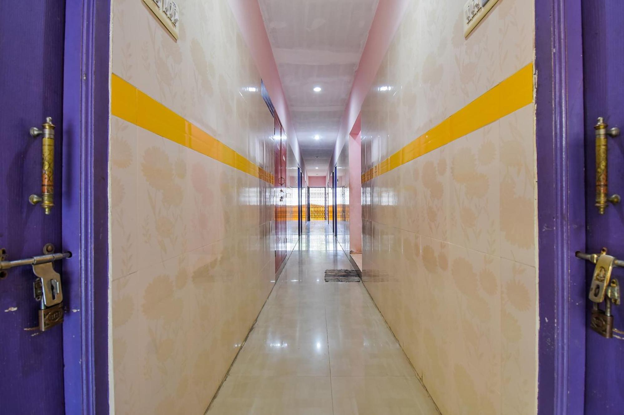 Hotel O K.S.Lodge Tribhuvanam Eksteriør bilde